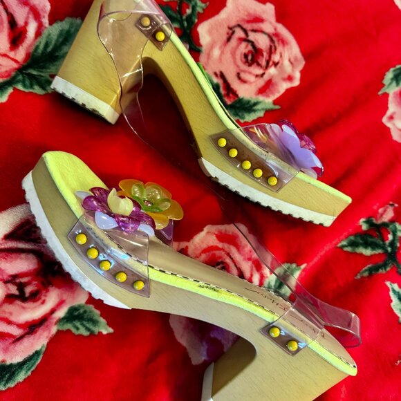 Betsey Johnson Floryn Flower Embellished Platform Heeled Sandals Size 11 PVC - Picture 12 of 15